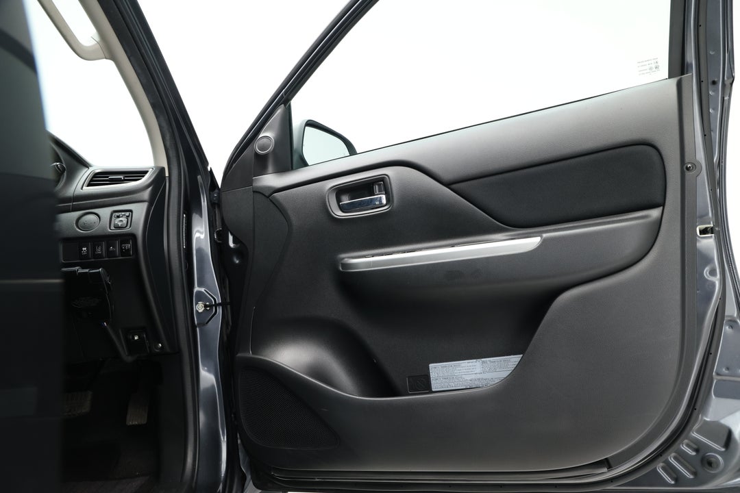 2019 Mitsubishi Triton Gls (4x4), Automatic, 106763 km, Speaker View