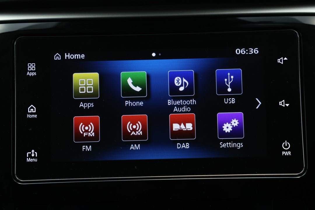 2019 Mitsubishi Triton Gls (4x4), Automatic, 106763 km, Infotainment System