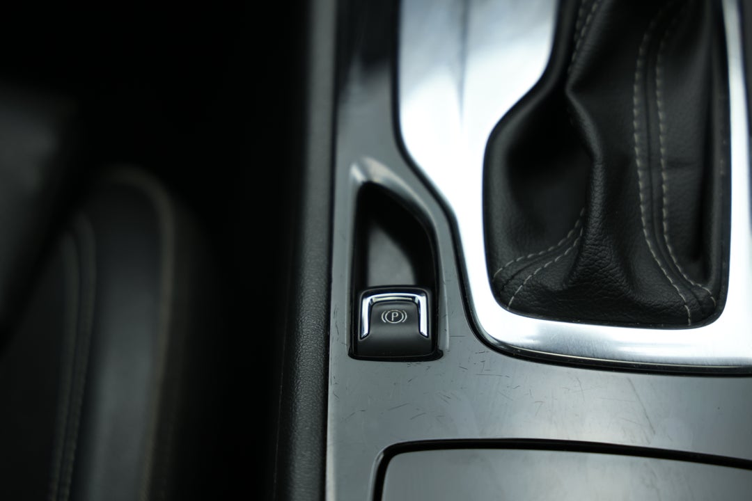 2018 Holden Commodore Vxr, Automatic, 116696 km, Handbrake