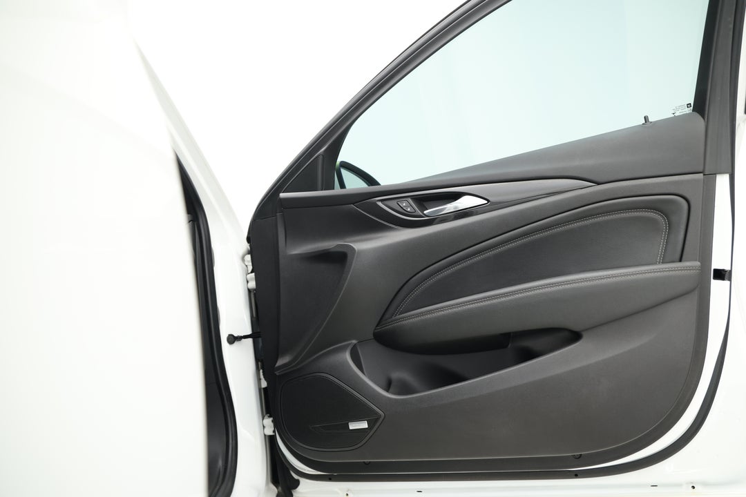 2018 Holden Commodore Vxr, Automatic, 116696 km, Speaker View