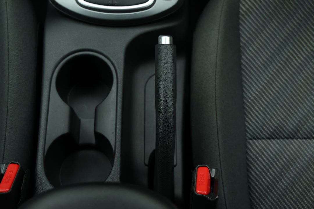 2019 Kia Seltos Sport (FWD), Automatic, 32775 km, Handbrake