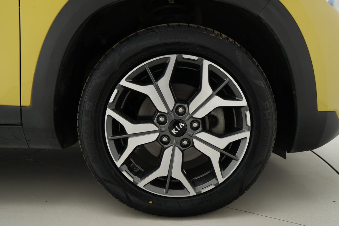 2019 Kia Seltos Sport (FWD), Automatic, 32775 km, Right Front Wheel