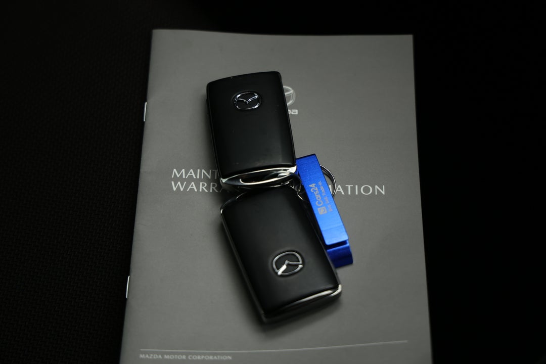 2024 Mazda 3 G20 Evolve, Automatic, 17815 km, Key Close-up