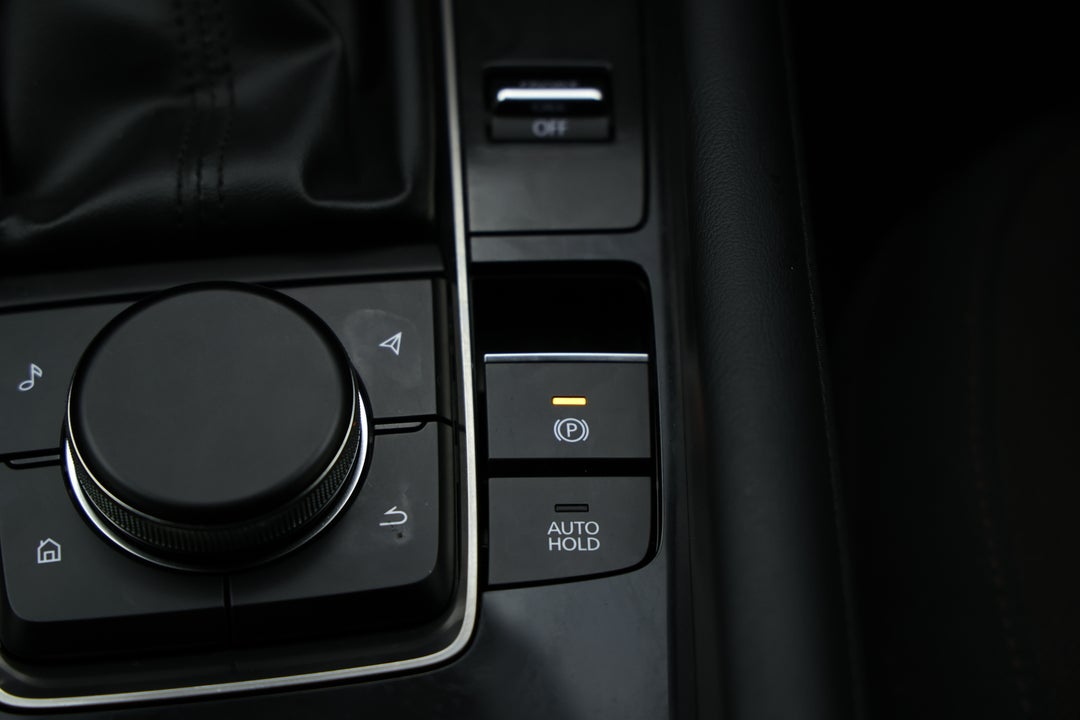 2024 Mazda 3 G20 Evolve, Automatic, 17815 km, Handbrake