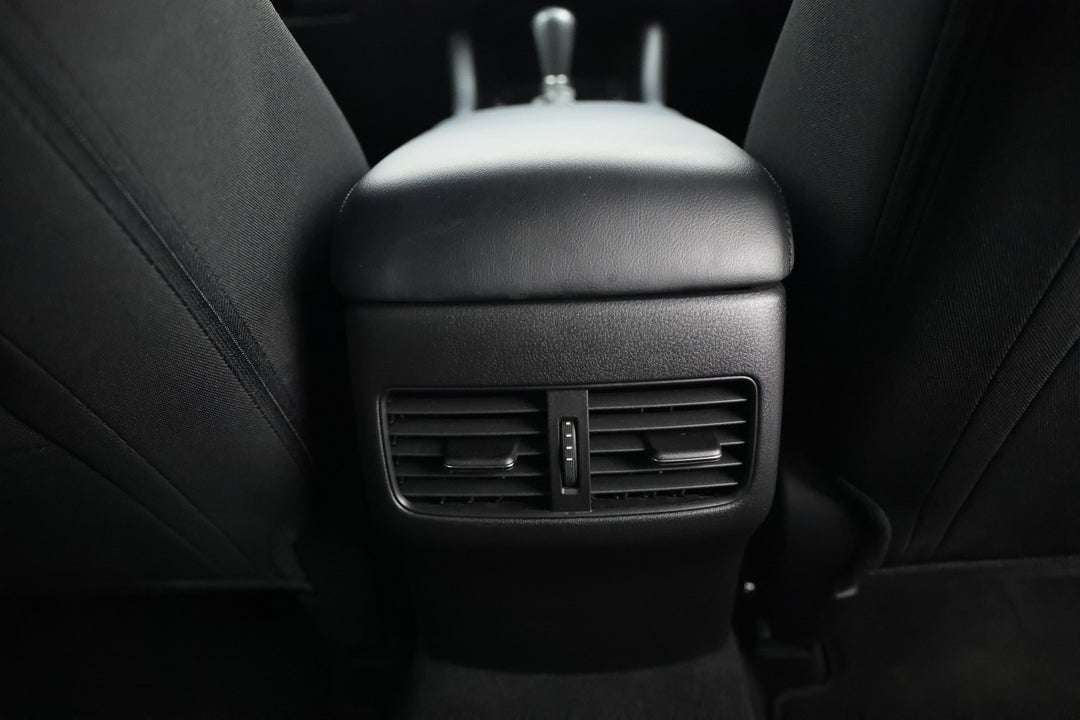 2024 Mazda 3 G20 Evolve, Automatic, 17815 km, Rear A/C Vent