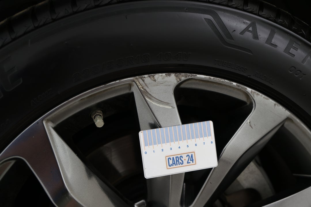 2018 Lexus Nx300 F-sport (FWD), Automatic, 101372 km, Wheels Rim Front LHS Gutter Rash