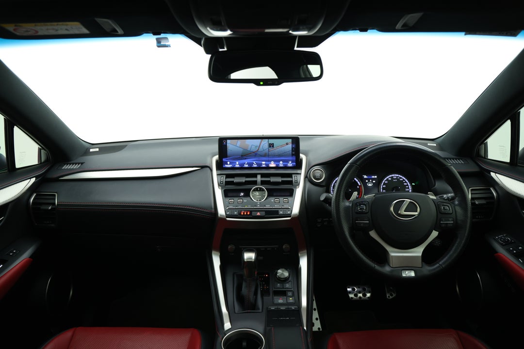 2018 Lexus Nx300 F-sport (FWD), Automatic, 101372 km, Dashboard View