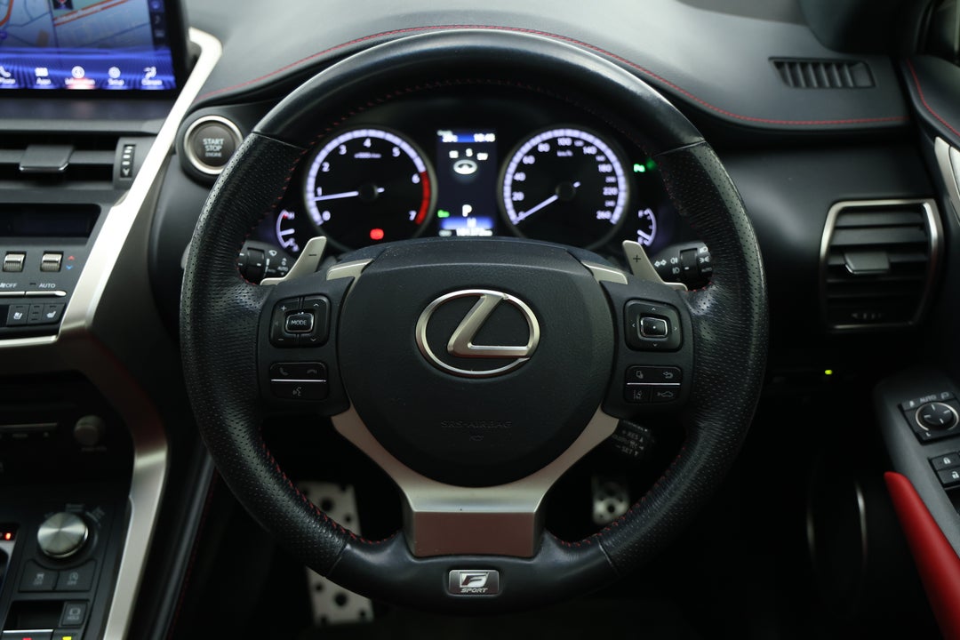 2018 Lexus Nx300 F-sport (FWD), Automatic, 101372 km, Steering Wheel Close-up