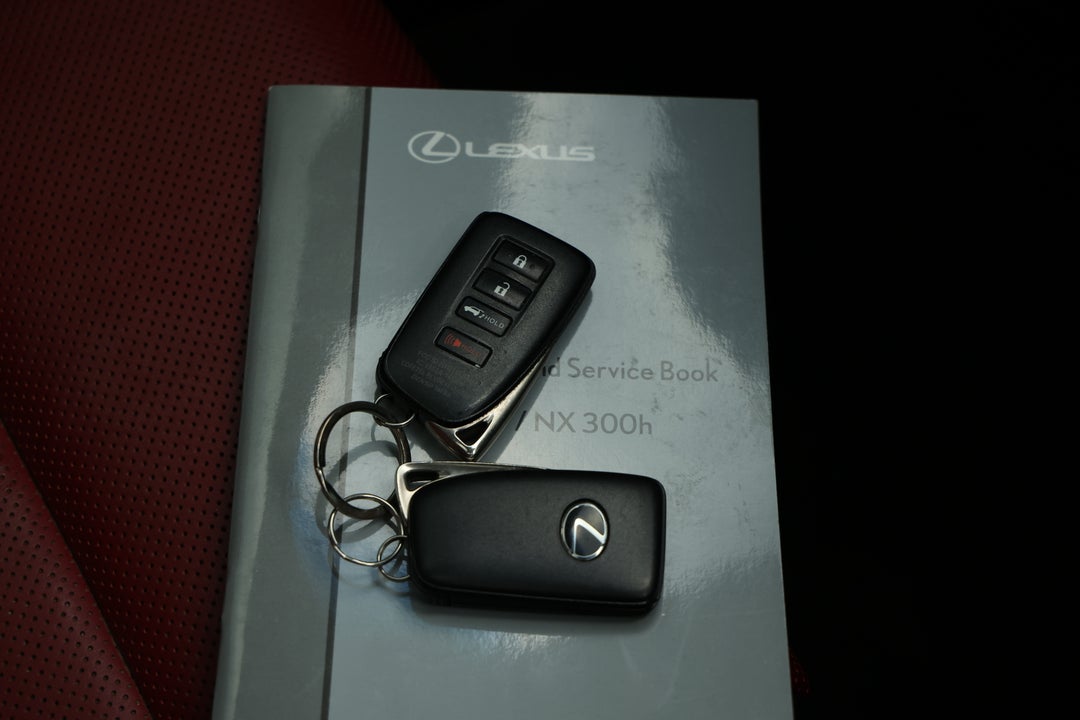 2018 Lexus Nx300 F-sport (FWD), Automatic, 101372 km, Key Close-up