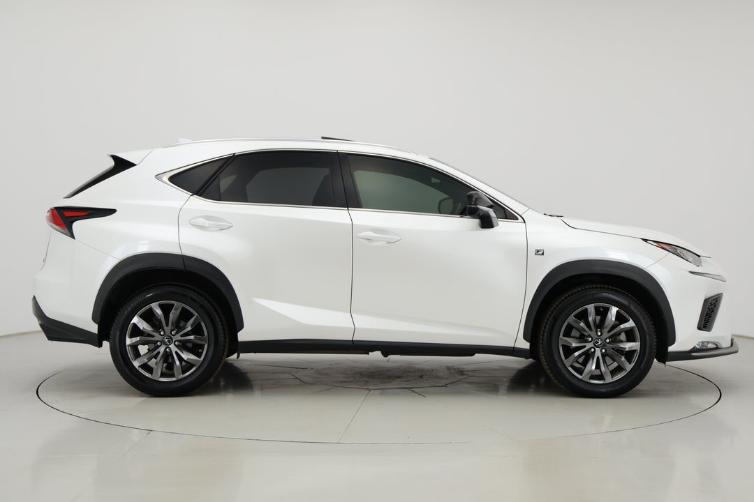 2018 Lexus Nx300 F-sport (FWD), Automatic, 101372 km, Right Side View