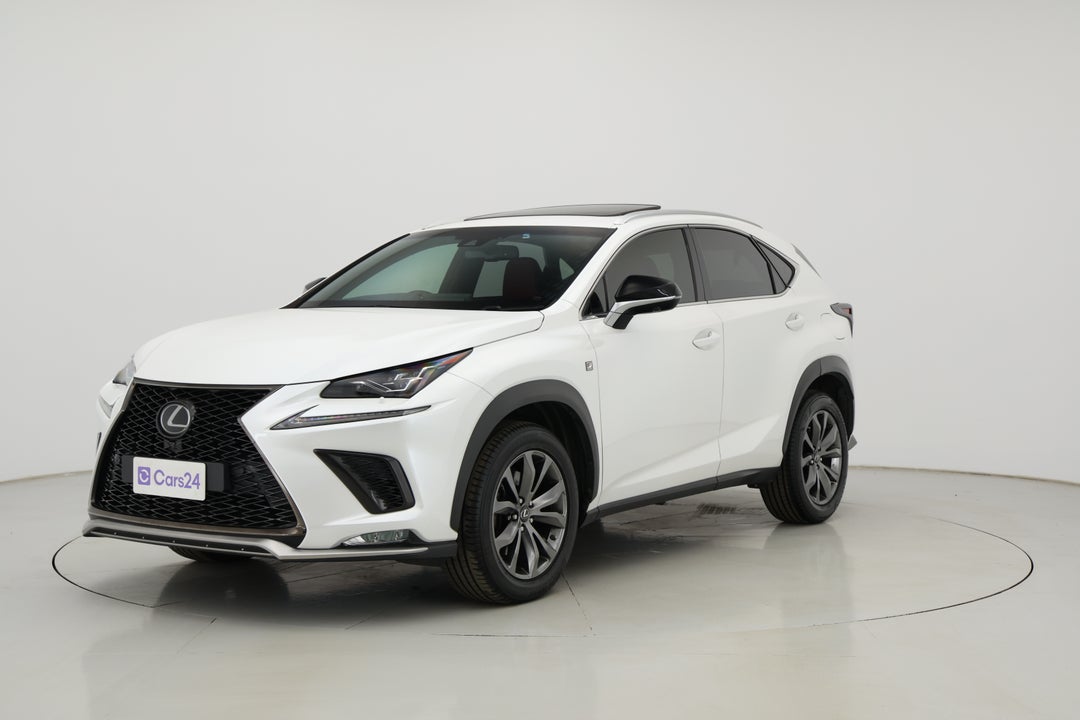 2018 Lexus Nx300 F-sport (FWD), Automatic, 101372 km, Left Front Diagonal (45- Degree) View