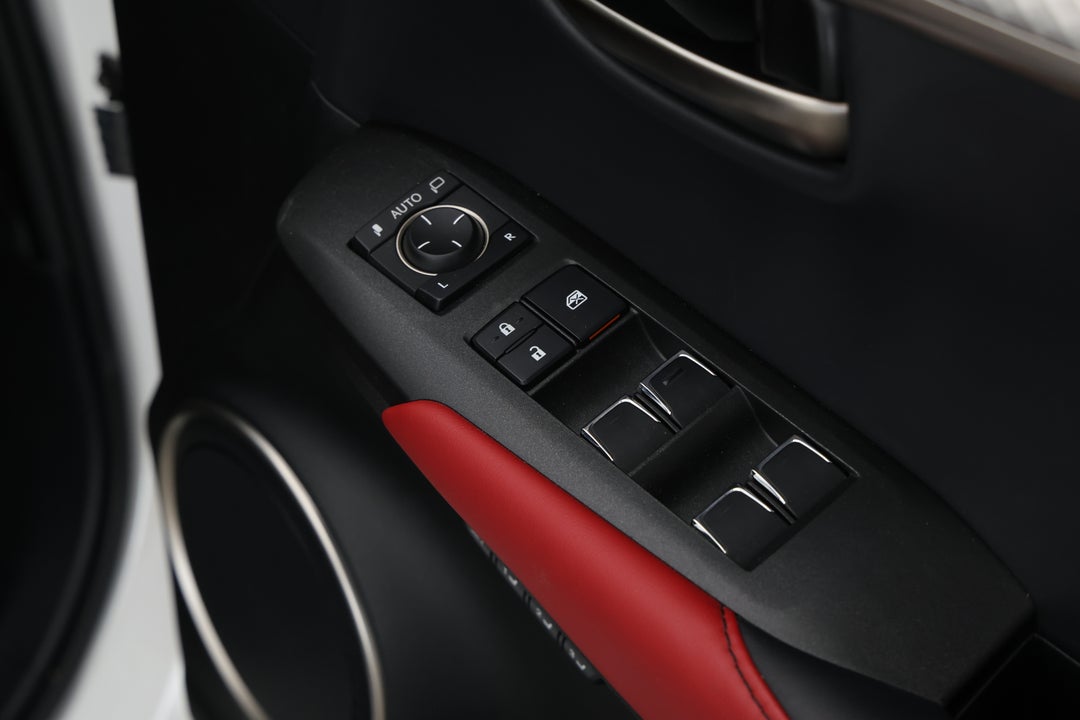 2018 Lexus Nx300 F-sport (FWD), Automatic, 101372 km, Drivers Side Door Panel Controls