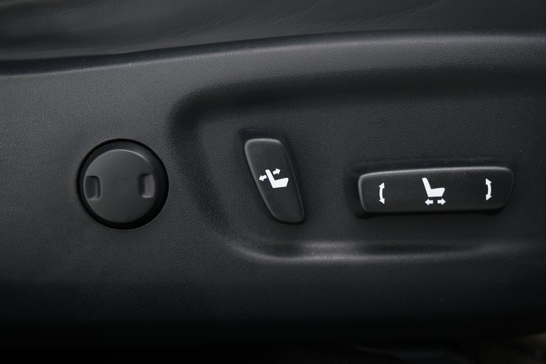 2018 Lexus Nx300 F-sport (FWD), Automatic, 101372 km, Drivers Side Adjustment Panel