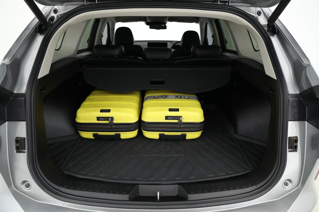 2023 GWM Haval H6 Ultra Hybrid, Automatic, 25972 km, Pedals and Footmat