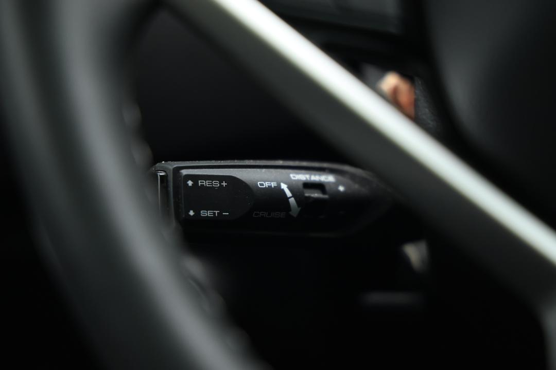 2023 GWM Haval H6 Ultra Hybrid, Automatic, 25972 km, Infotainment System