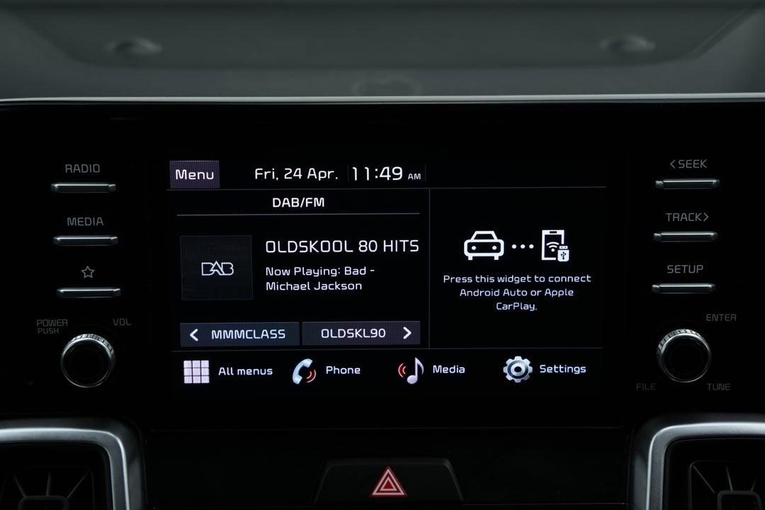 2023 Kia Sorento S 7 Seat, Automatic, 27993 km, Infotainment System