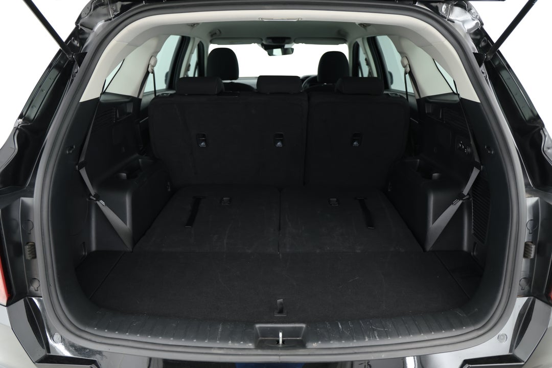2023 Kia Sorento S 7 Seat, Automatic, 27993 km, Boot Inside View