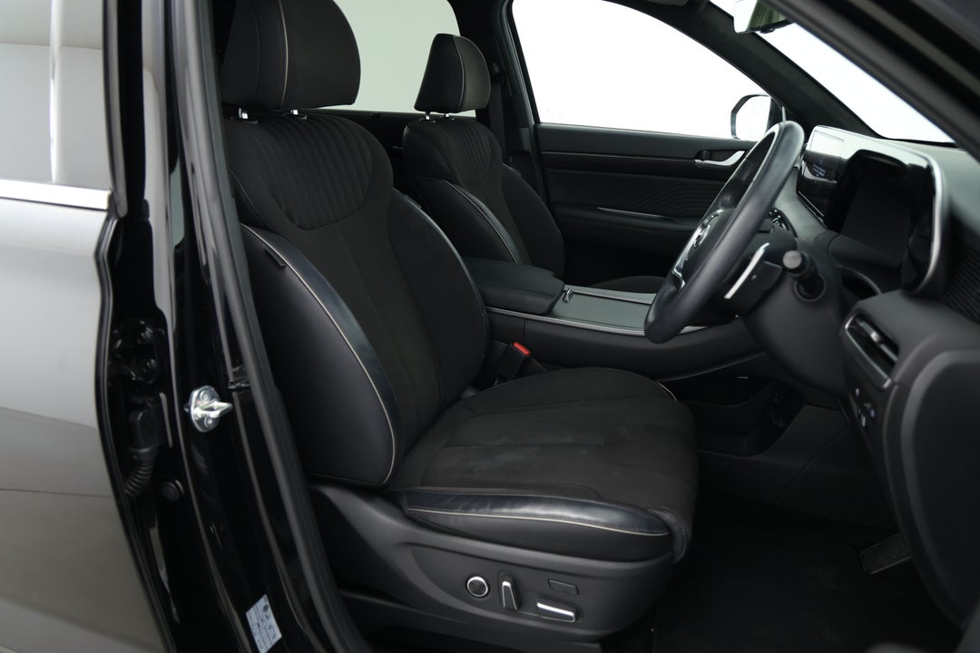 2023 Hyundai Palisade Calligraphy Black Ink (8 Seat), Automatic, 59089 km, Right Side Front Door Cabin View