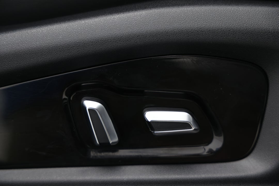 2023 Chery Omoda 5 Ex (high Version), Automatic, 44472 km, Drivers Side Adjustment Panel