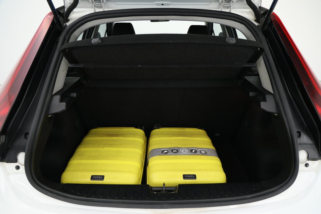 2020 MG Mg3 Auto Core, Automatic, 82873 km, Boot Inside View with Luggage