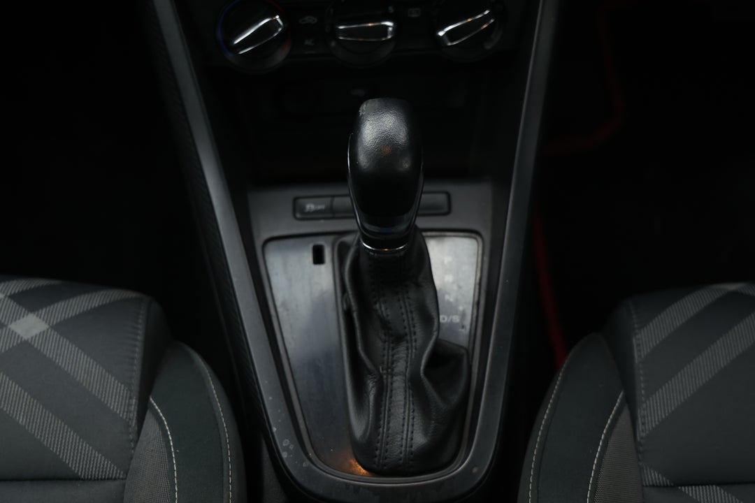 2020 MG Mg3 Auto Core, Automatic, 82873 km, Gear Lever 