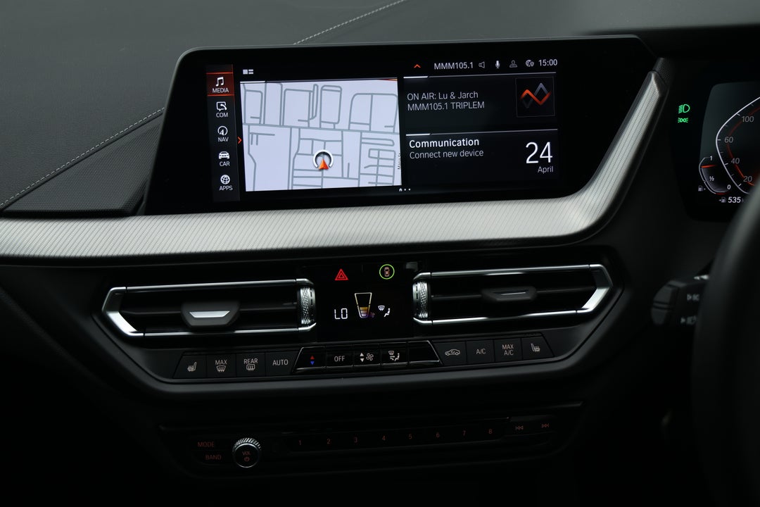 2021 BMW 2 20i M Sport Gran Coupe, Automatic, 12824 km, Center Console