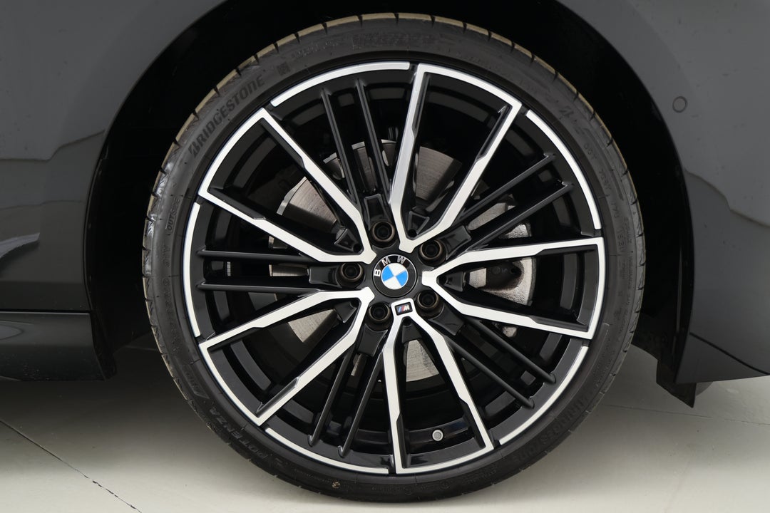 2021 BMW 2 20i M Sport Gran Coupe, Automatic, 12824 km, Right Front Wheel