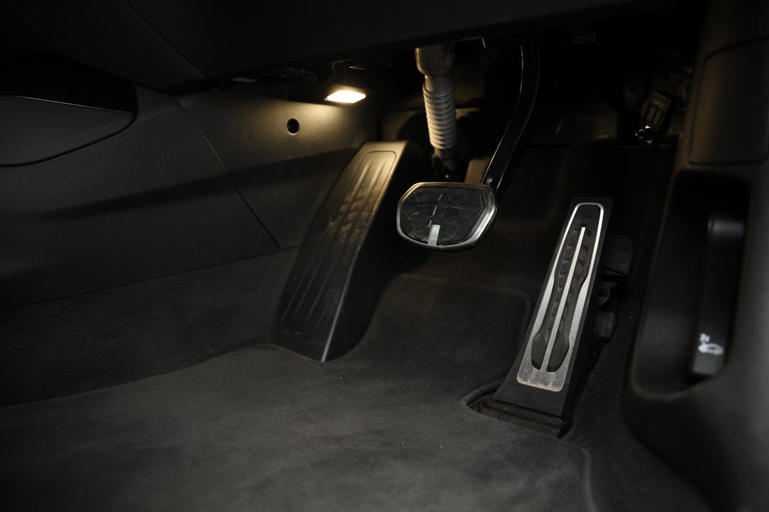 2021 BMW 2 20i M Sport Gran Coupe, Automatic, 12824 km, Pedals and Footmat