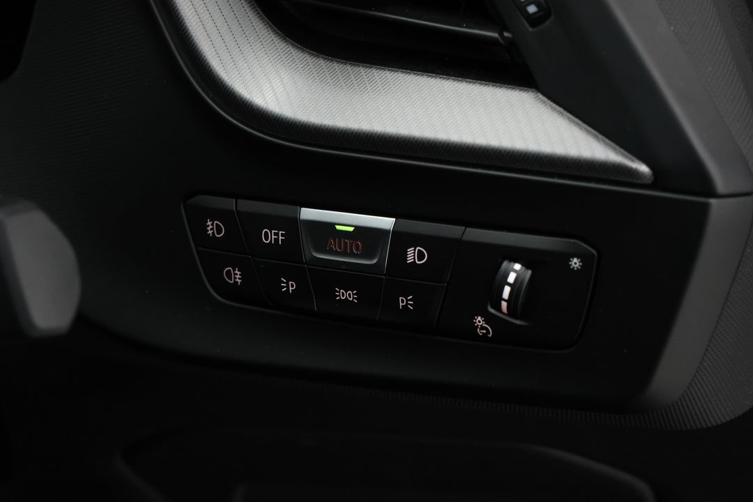 2021 BMW 2 20i M Sport Gran Coupe, Automatic, 12824 km, Utility Switches/Buttons