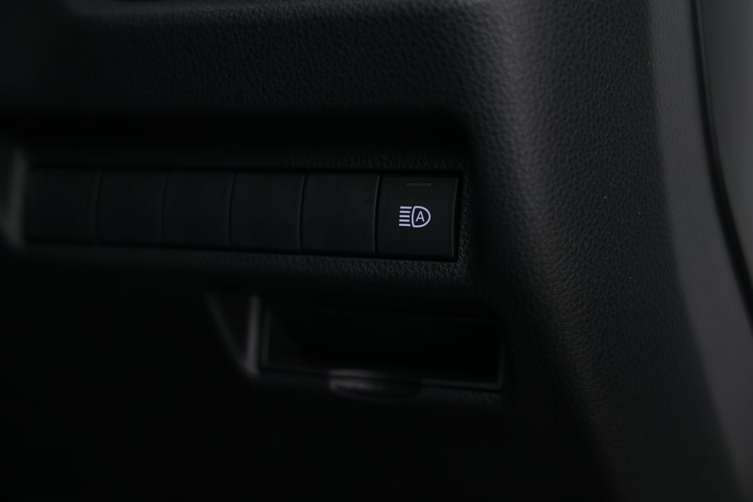 2021 Toyota RAV4 Gxl (2WD), Automatic, 73412 km, Utility Switches/Buttons