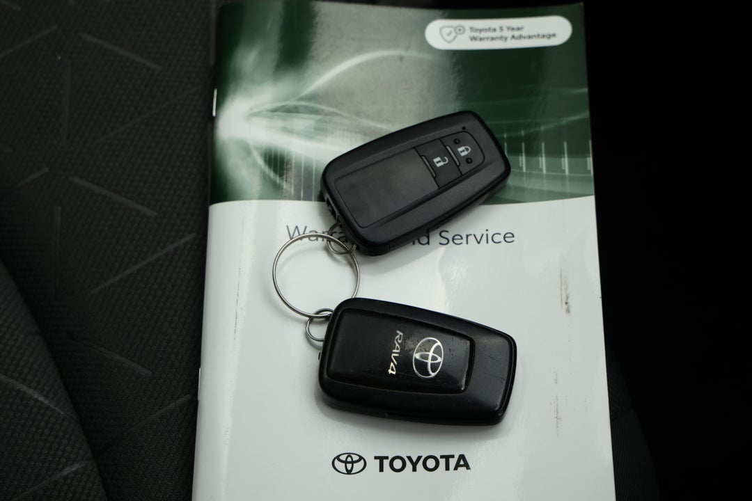 2021 Toyota RAV4 Gxl (2WD), Automatic, 73412 km, Key Close-up