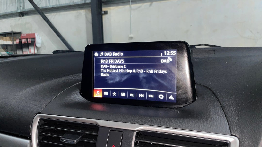 2018 Mazda Mazda3 Maxx Sport, Automatic, 23047 km, Infotainment System