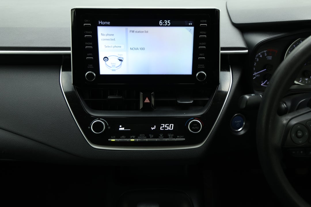 2020 Toyota Corolla Ascent Sport Hybrid, Automatic, 107436 km, Center Console