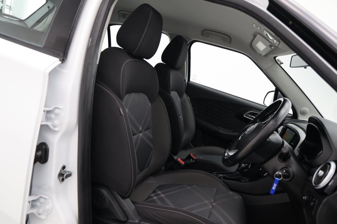 2022 MG Mg3 Auto Core, Automatic, 16356 km, Right Side Front Door Cabin View