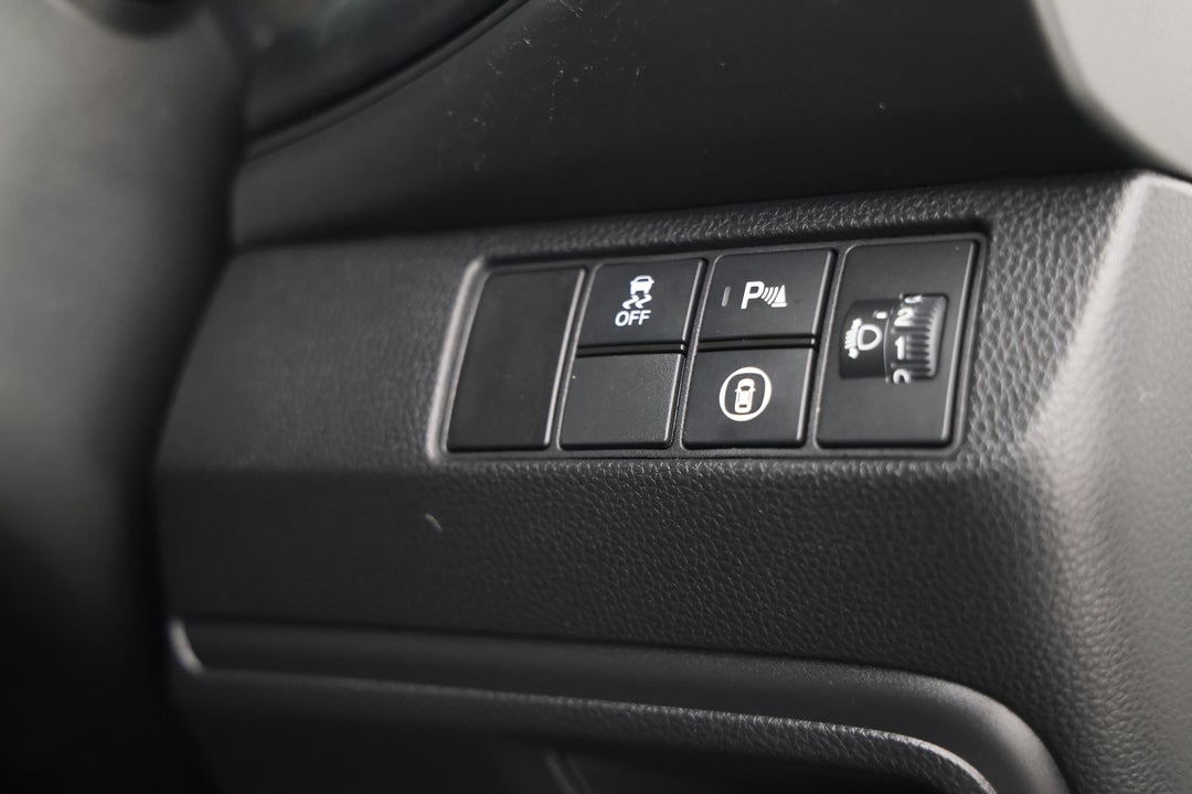 2022 Honda HR-V Vi X, Automatic, 66253 km, Utility Switches/Buttons