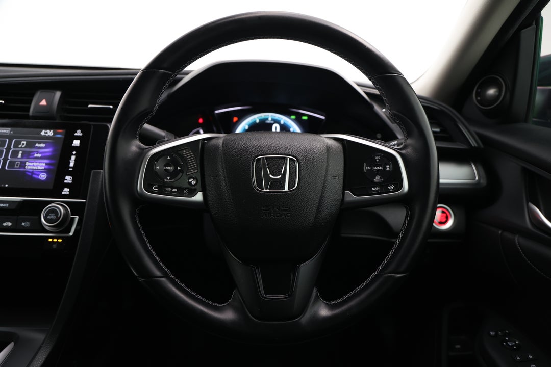 2017 Honda Civic Vti-lx, Automatic, 45080 km, Steering Wheel Close-up