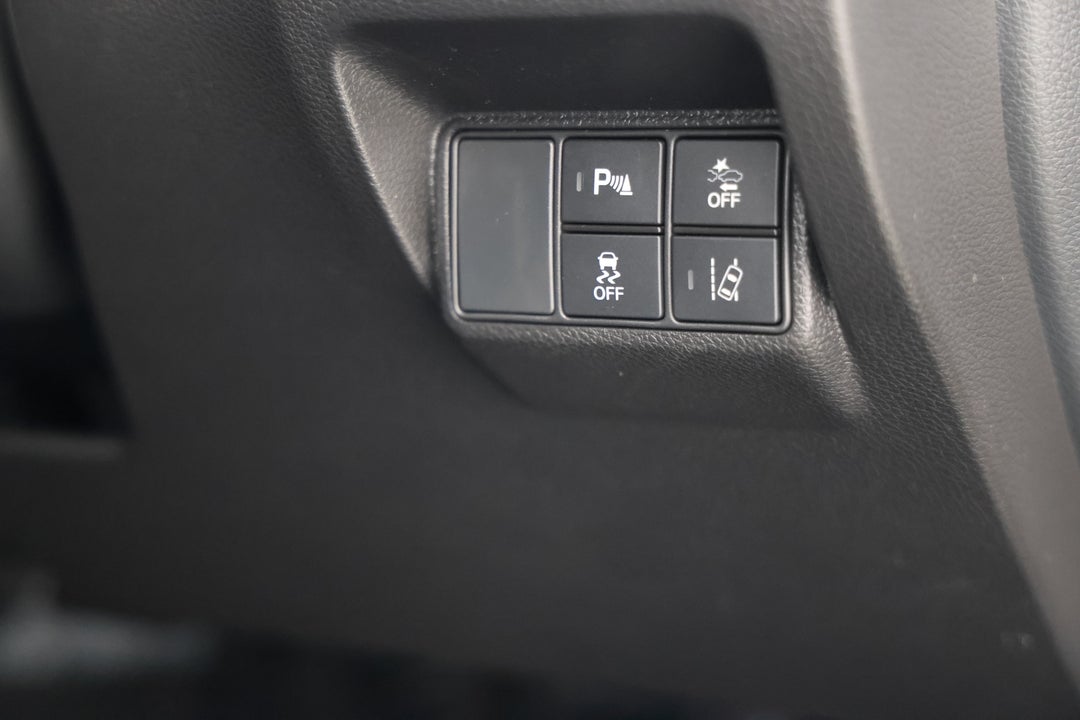 2017 Honda Civic Vti-lx, Automatic, 45080 km, Utility Switches/Buttons