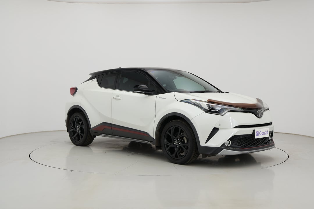 2018 Toyota C-HR Koba (AWD), Automatic, 82139 km, Right Front Diagonal (45- Degree) View
