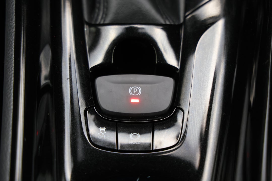 2018 Toyota C-HR Koba (AWD), Automatic, 82139 km, Handbrake