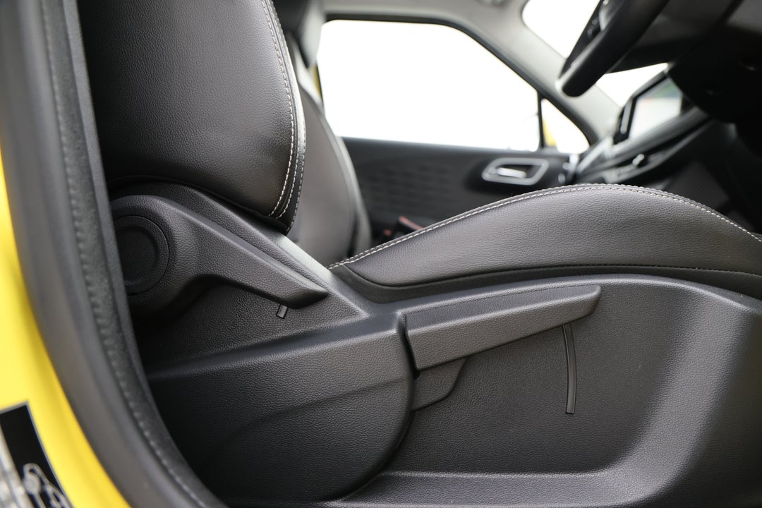 2021 MG Mg3 Auto Excite (with Navigation), Automatic, 33067 km, Drivers Side Adjustment Panel