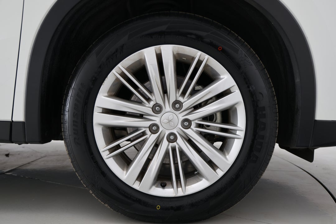 2024 Mitsubishi Outlander Es 5 Seat (2WD), Automatic, 51011 km, Right Front Wheel