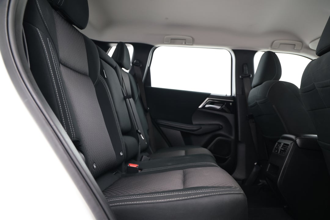 2024 Mitsubishi Outlander Es 5 Seat (2WD), Automatic, 51011 km, Right Side Rear Door Cabin View