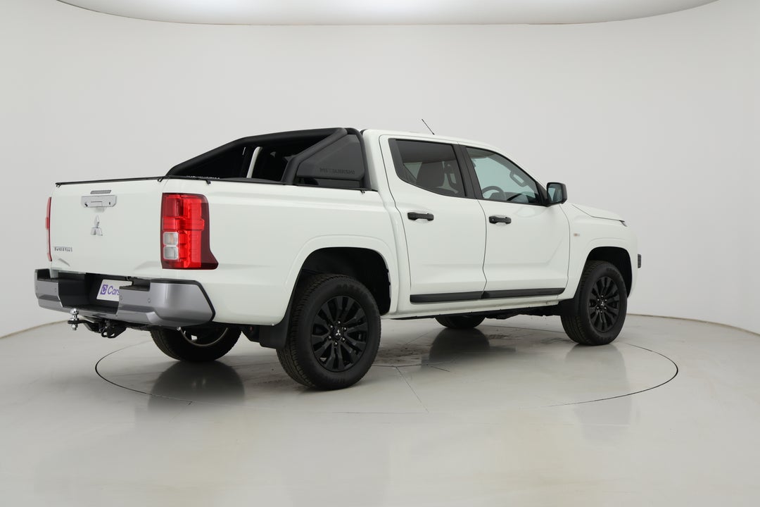 2024 Mitsubishi Triton Glx-r (4x4), Automatic, 16003 km, Right Back Diagonal (45- Degree) View