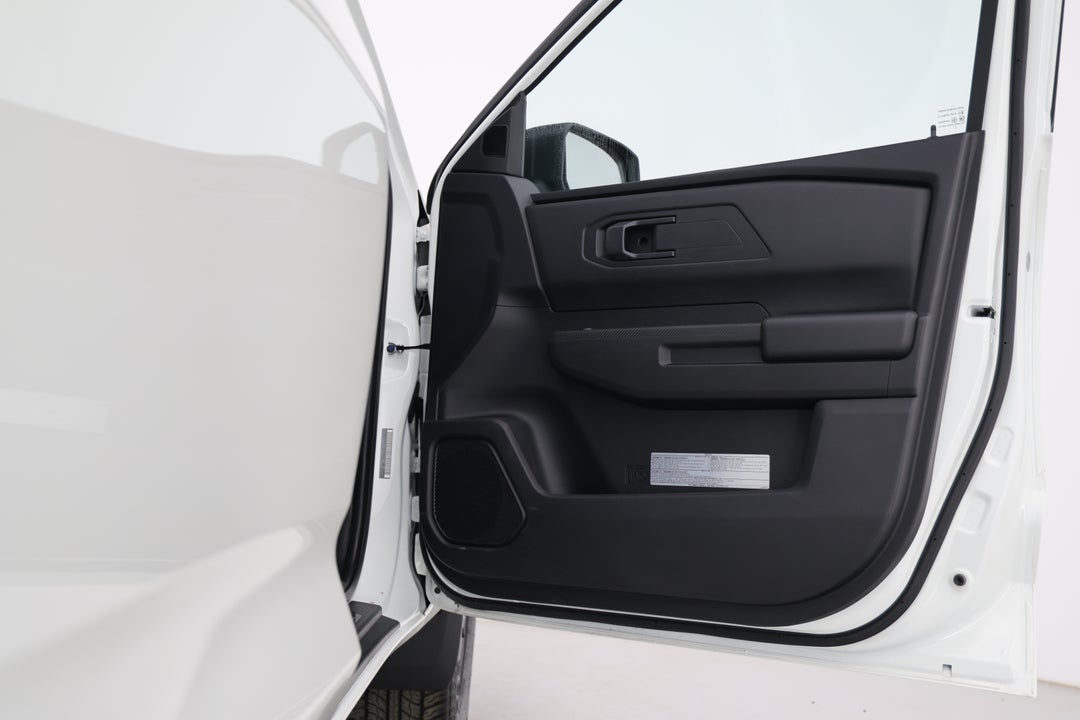 2024 Mitsubishi Triton Glx-r (4x4), Automatic, 16003 km, Speaker View