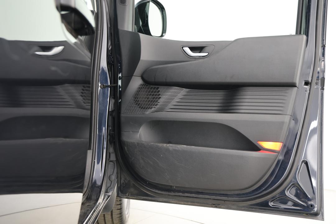2022 Hyundai Staria Entry Level 8 Seat, Automatic, 90763 km, Speaker View