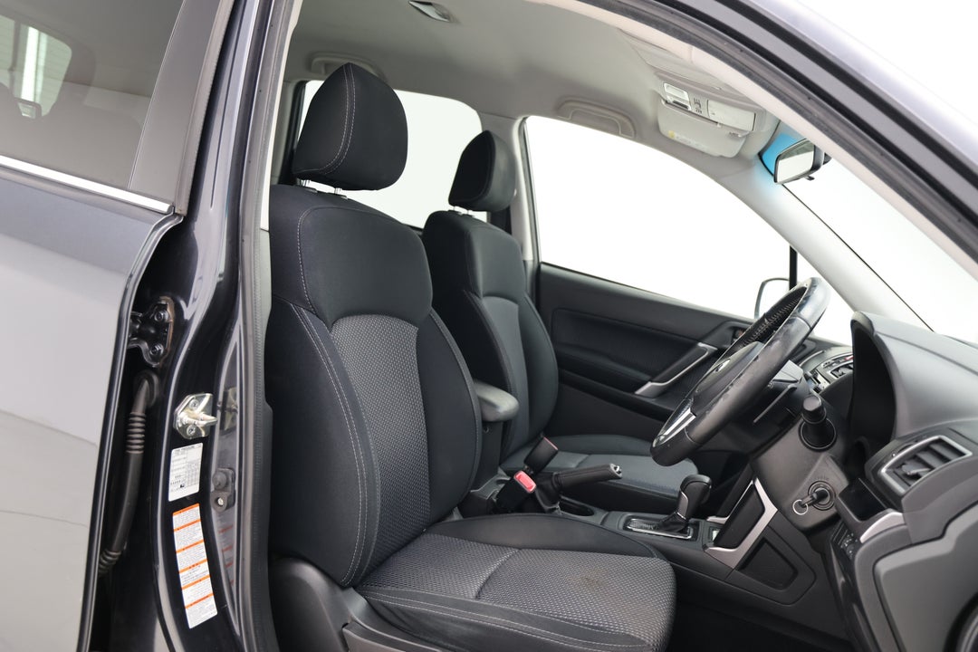 2017 Subaru Forester 2.5i-l, Automatic, 100089 km, Right Side Front Door Cabin View