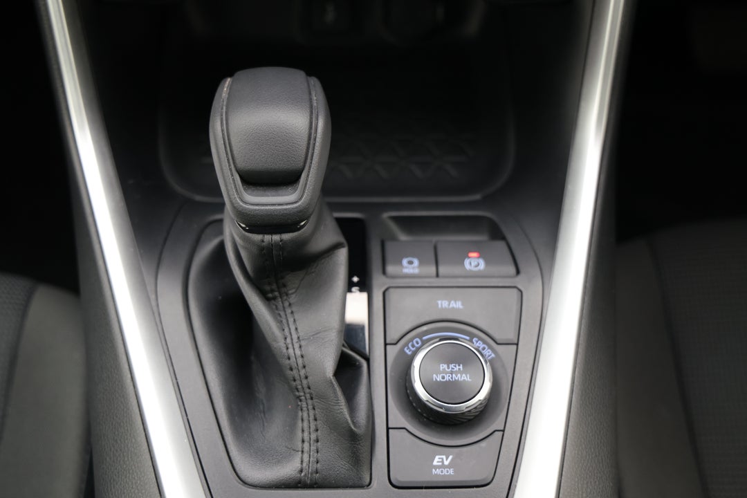 2022 Toyota RAV4 Gx (AWD) Hybrid, Automatic, 27374 km, Gear Lever 