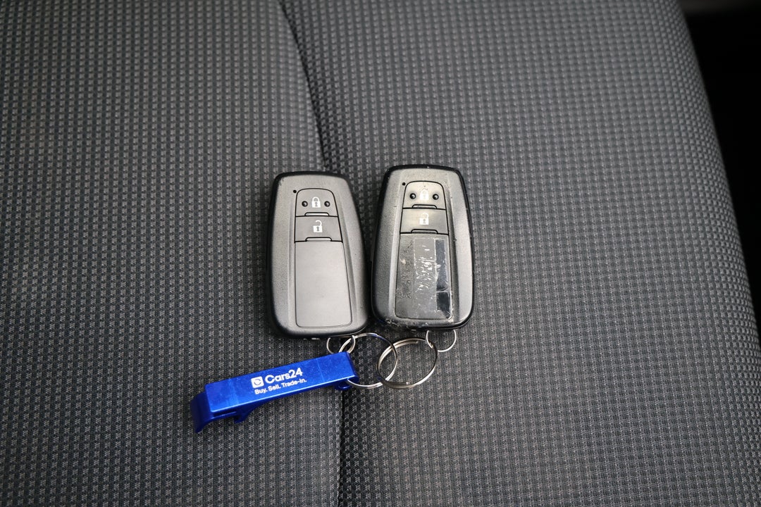 2022 Toyota RAV4 Gx (AWD) Hybrid, Automatic, 27374 km, Key Close-up