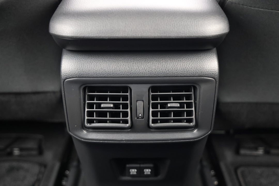 2022 Toyota RAV4 Gx (AWD) Hybrid, Automatic, 27374 km, Rear A/C Vent