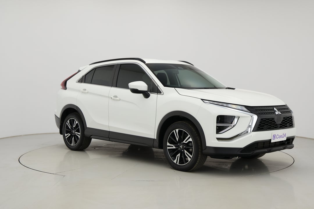 2022 Mitsubishi Eclipse Cross Ls (2WD), Automatic, 37683 km, Right Front Diagonal (45- Degree) View